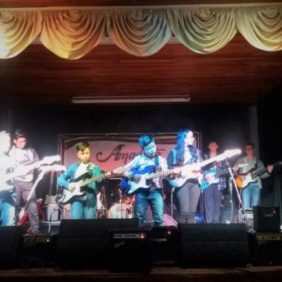 Recital de Guitarra Eléctrica. E.M Amadeus.