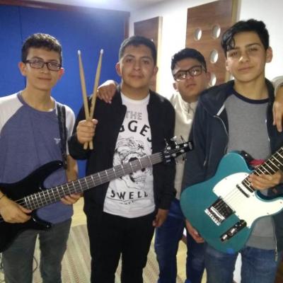 Grabación Banda a Cuatro Cuartos. Estudio Master.