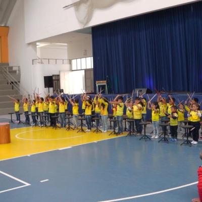 Presentación en el Coliseo Champagnat