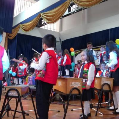 En presentación en el Coliseo Champagnat....